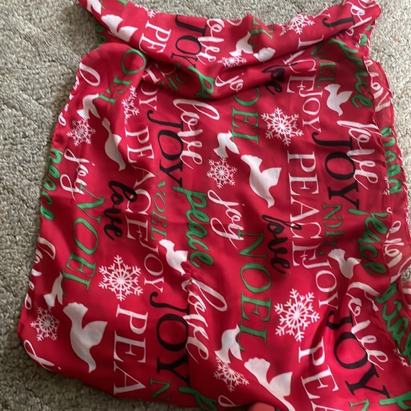 Scarves - Picture 4 of 5